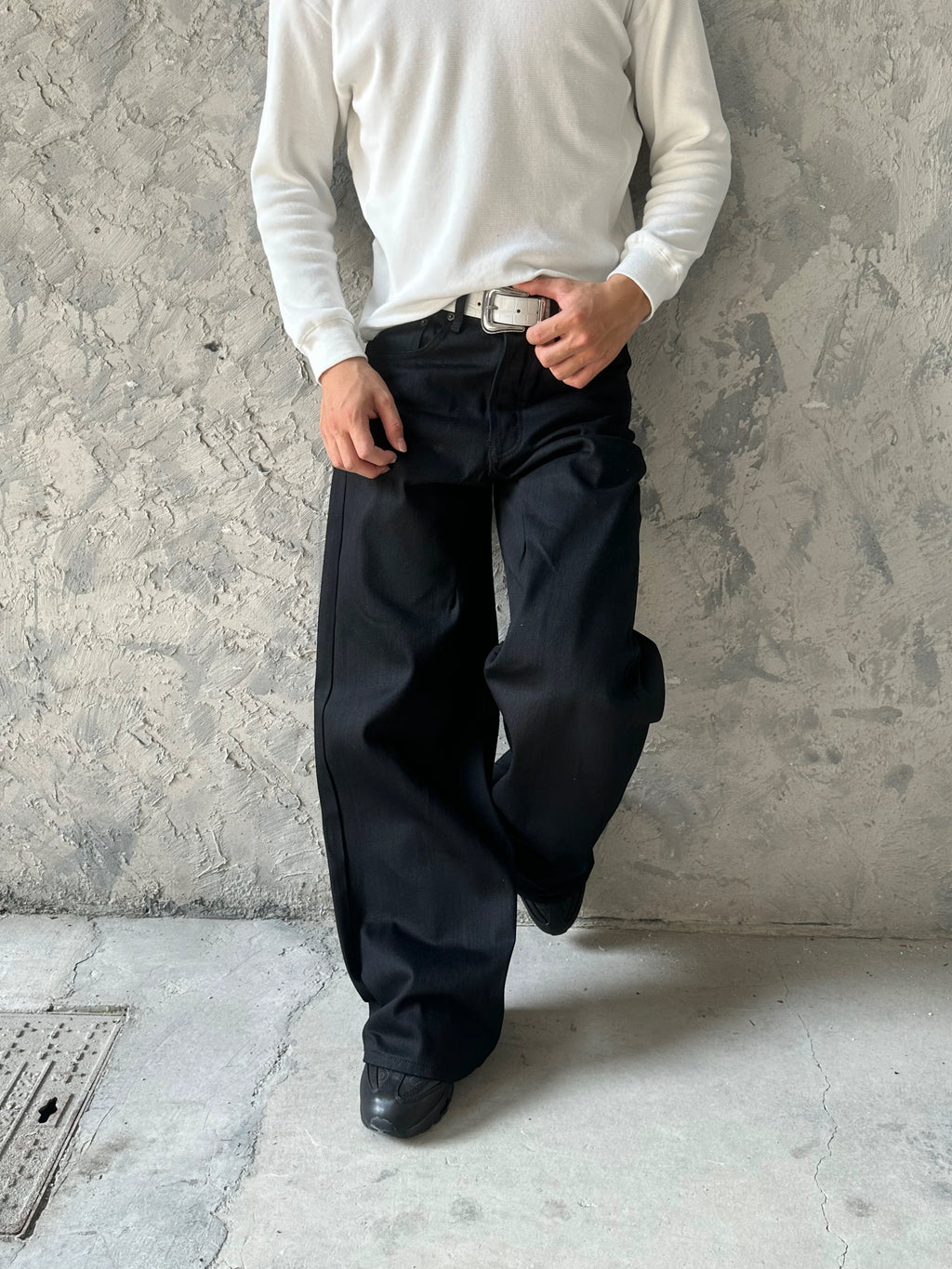 Fyredwrld Jet black selvedge denim jeans