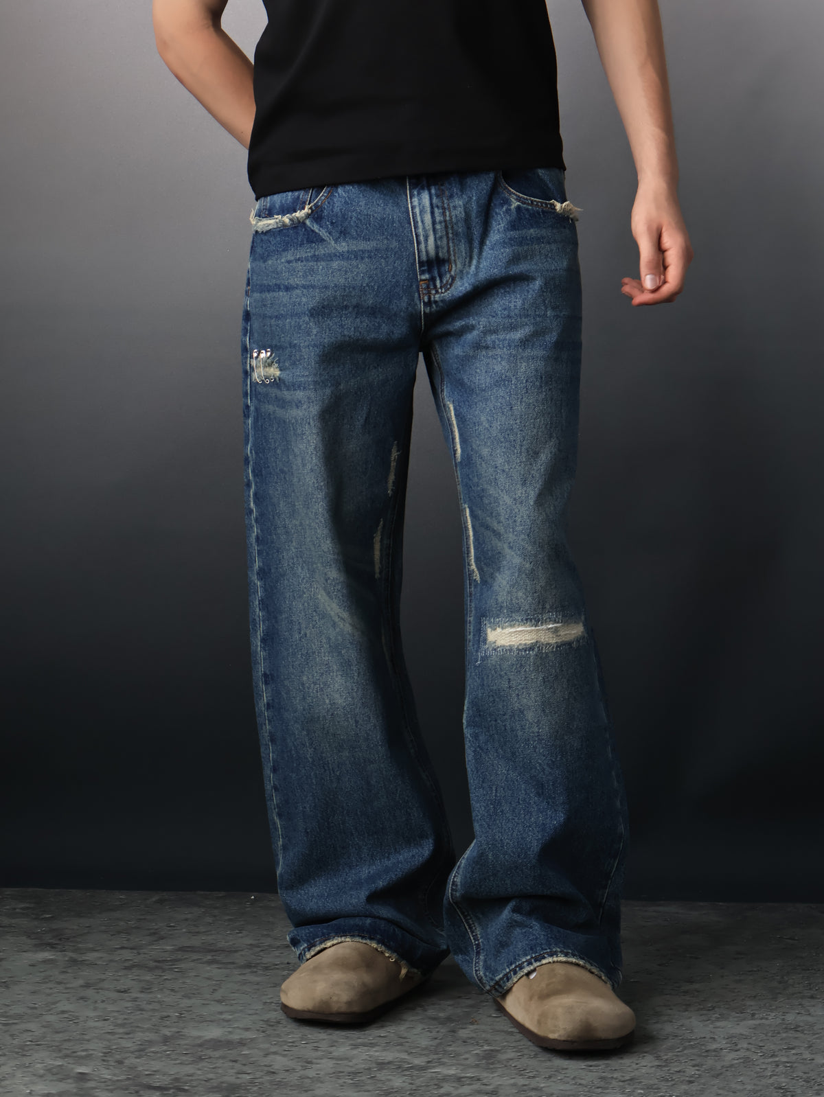 Fyredwrld Vintage Distressed Jeans
