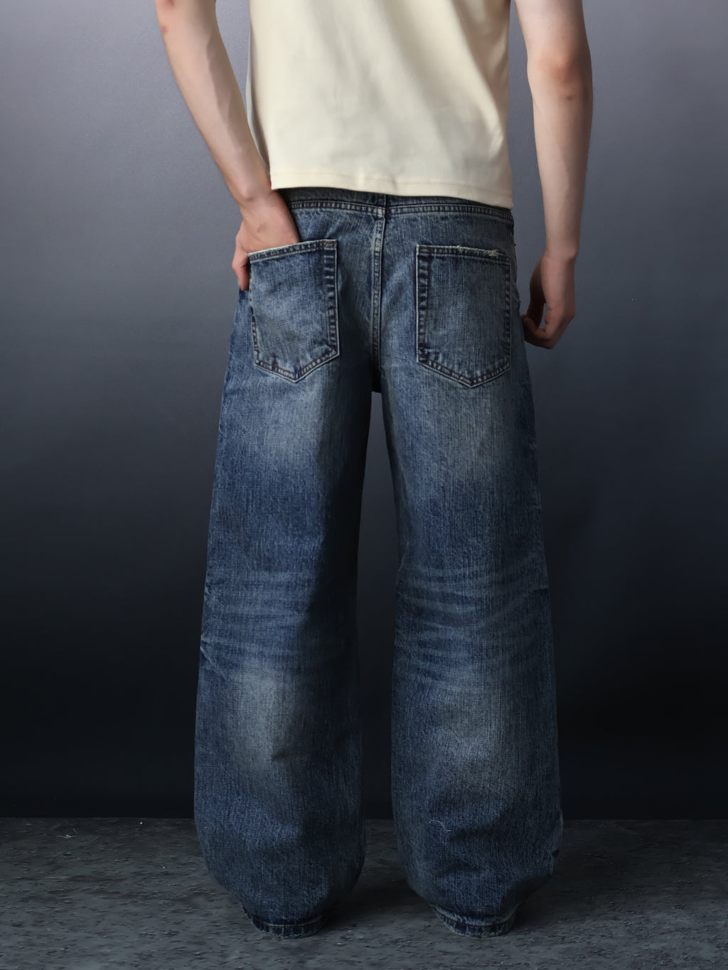 Fyredwrld Washed jeans