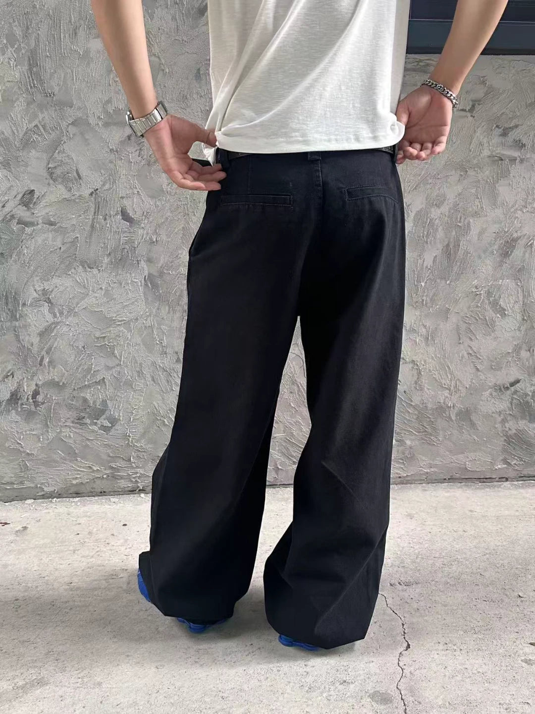 Fyredwrld Pleated Pants