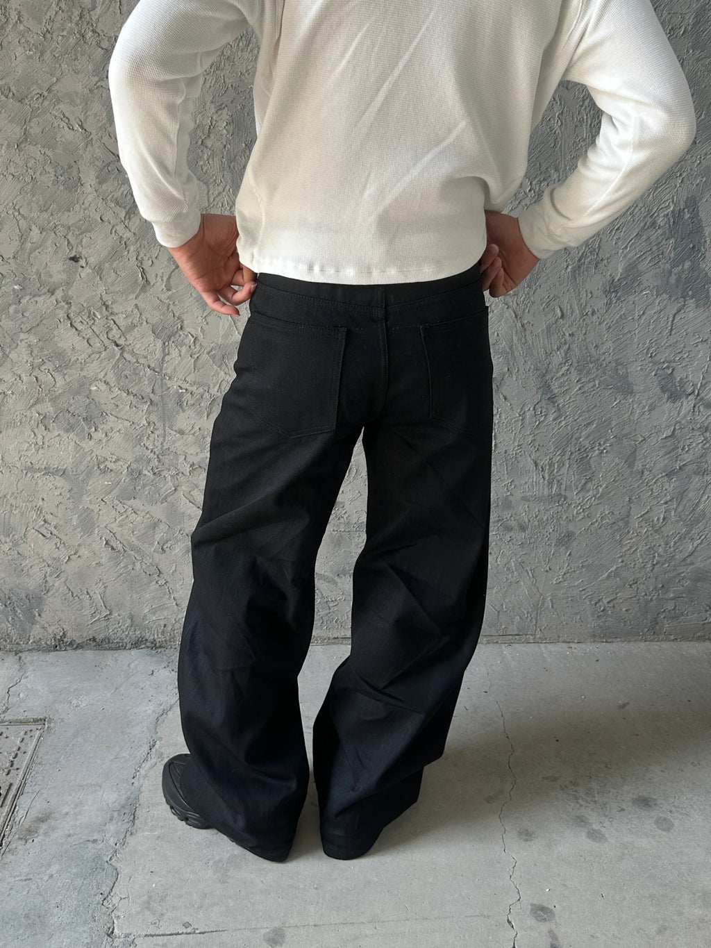 Fyredwrld Jet black selvedge denim jeans